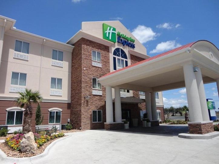 Holiday Inn Express Kenedy an IHG Hotel Main image 1